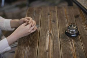 Les avantages de proposer un départ tardif à vos clients